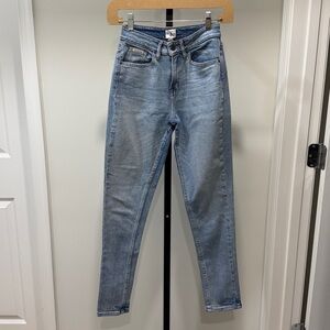 Calvin Klein Jeans - relaxed skinny fit